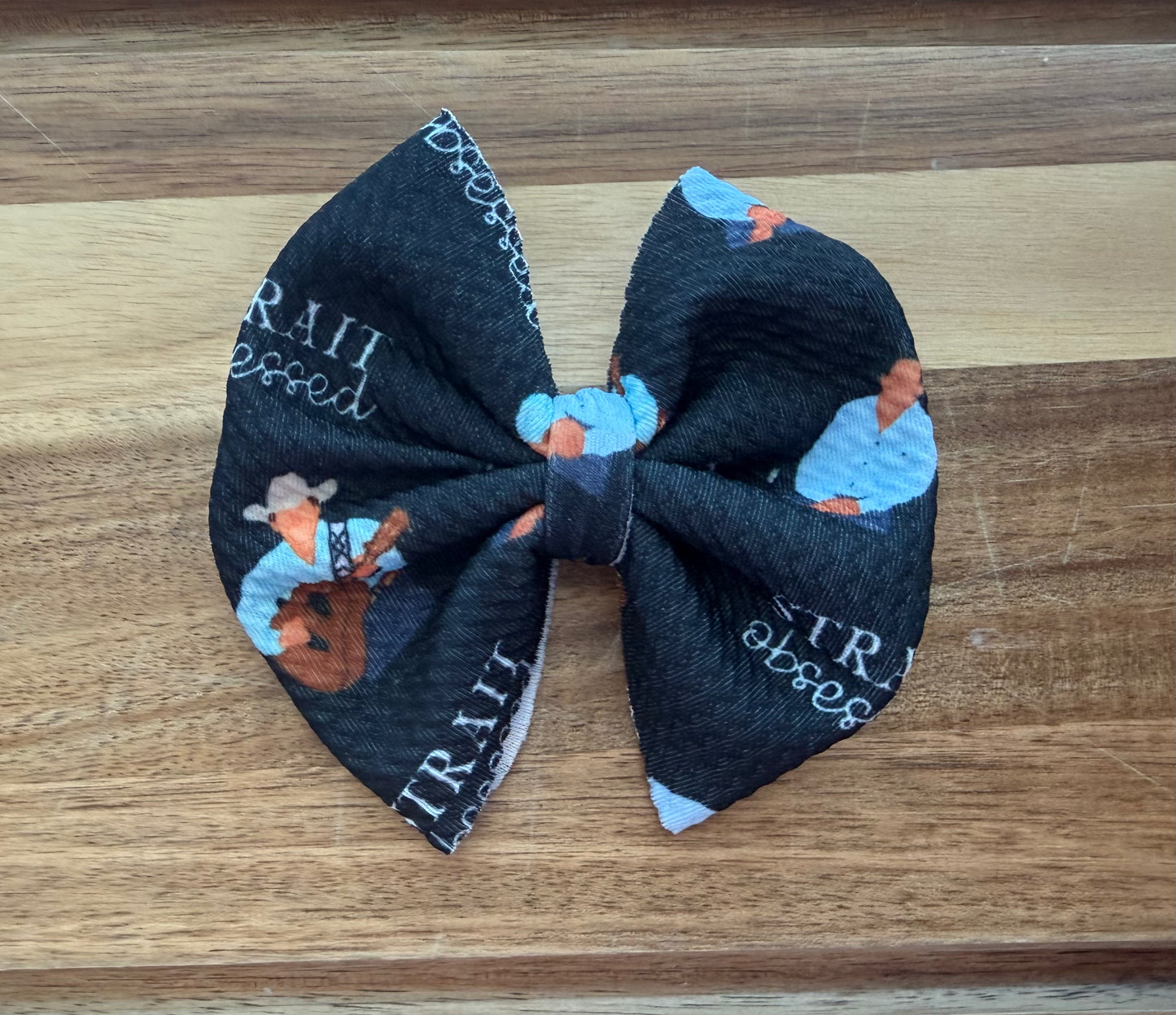 4” Strait Obsessed Bow